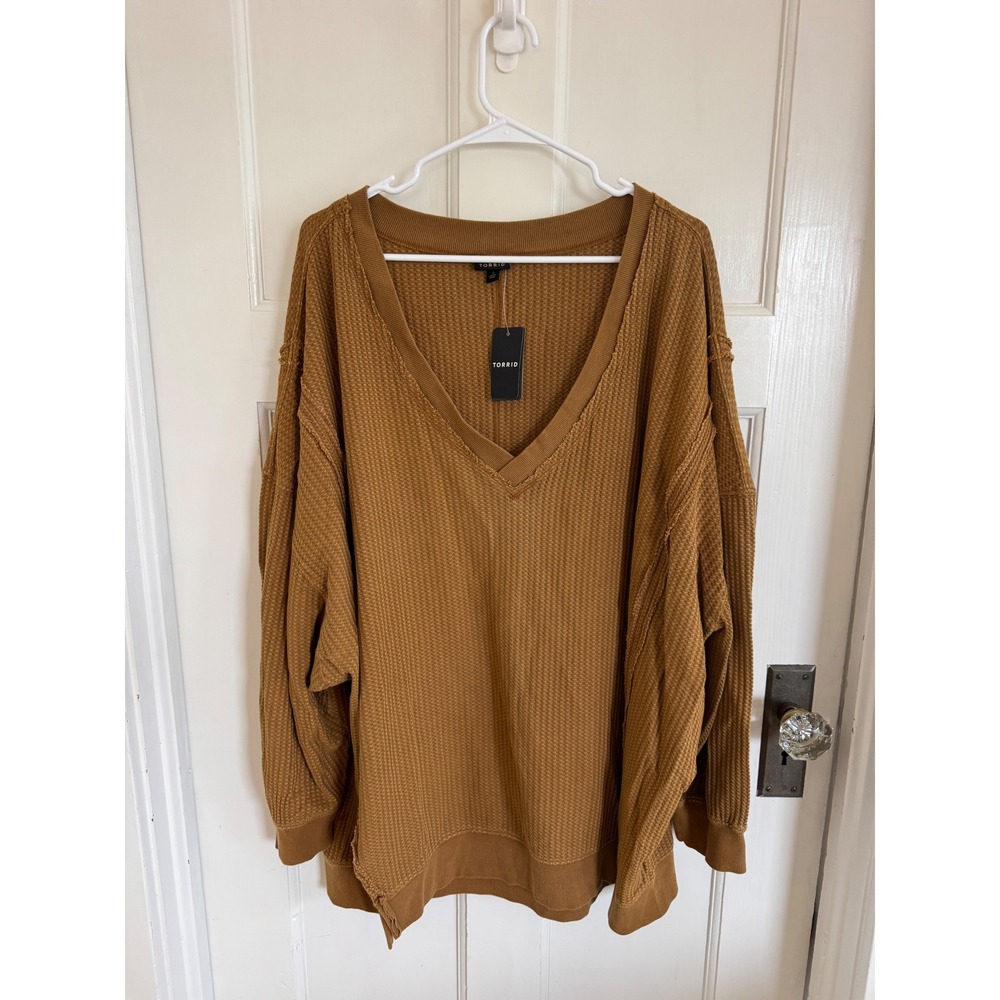 NWT Torrid tan waffle knit relaxed fit drop shoulder shirt size 3 (3x or 22/24)